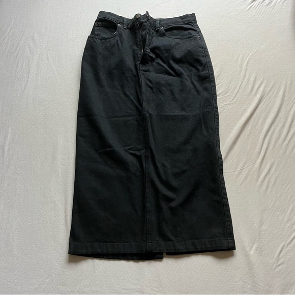 Vintage Black Calvin Klein pencil denim maxi skirt with slit - Picture 2 of 5